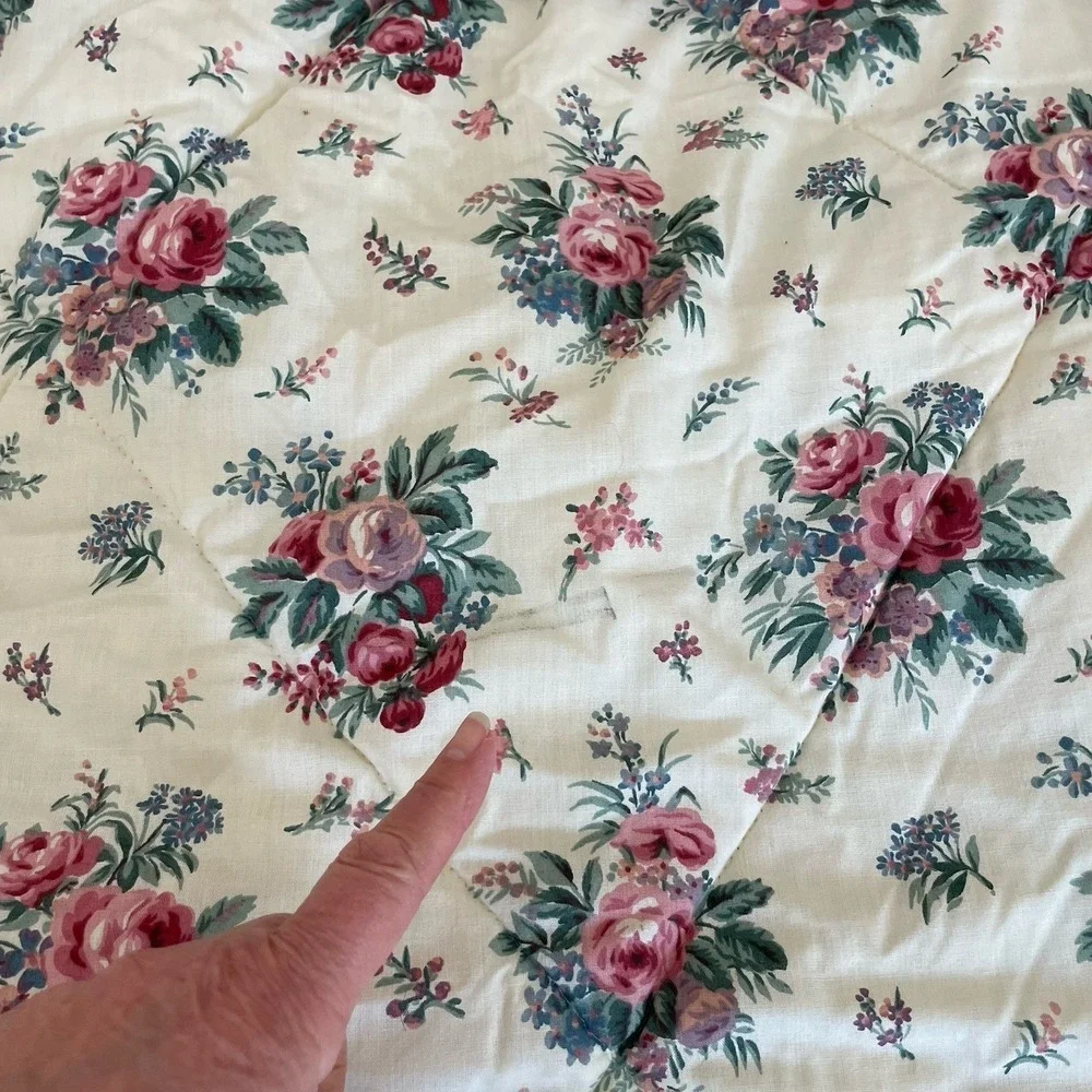 Vintage Country Cottage Comforter Bed Skirt Shams (2) Full/Double Reversible USA